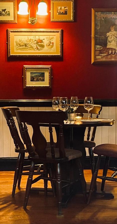 Cross Keys Inn تيباي المظهر الخارجي الصورة