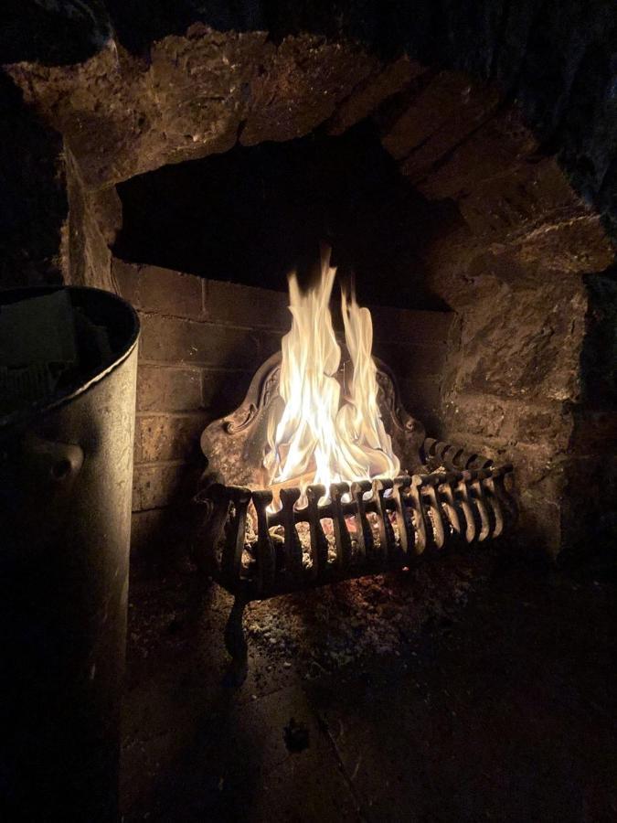 Cross Keys Inn تيباي المظهر الخارجي الصورة